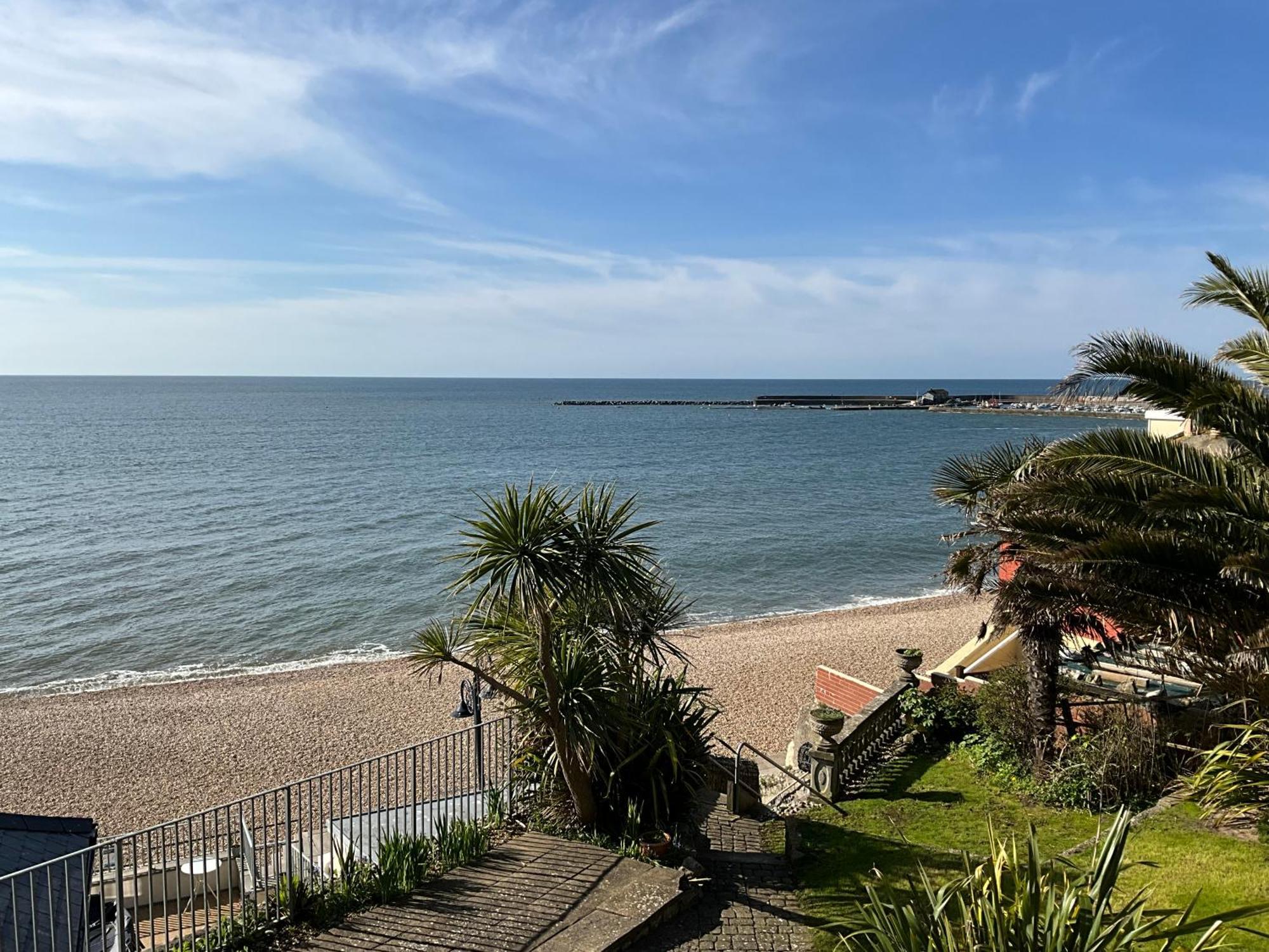 Ferienwohnung High Tides Lyme Regis Exterior foto